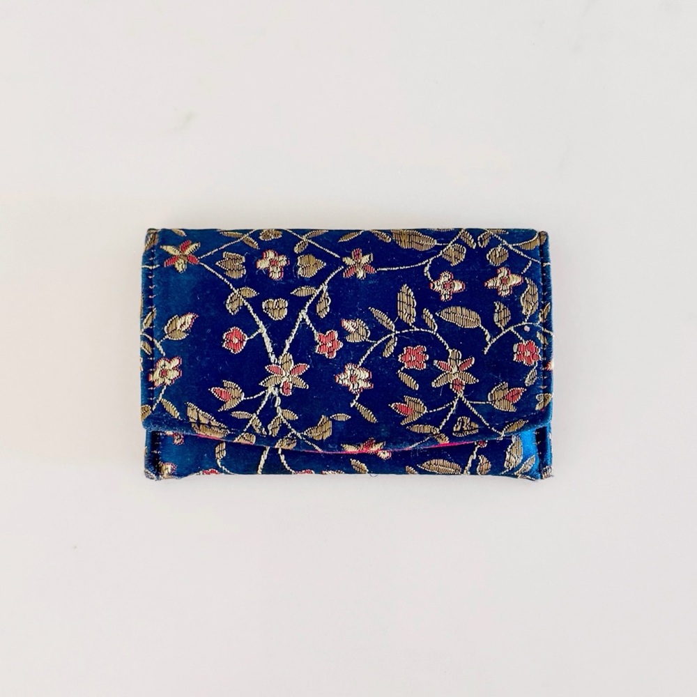 Vintage Chinese Floral Silk Embroidered Fold-Over Card Holder Wallet, Navy Blue - Picture 15 of 16